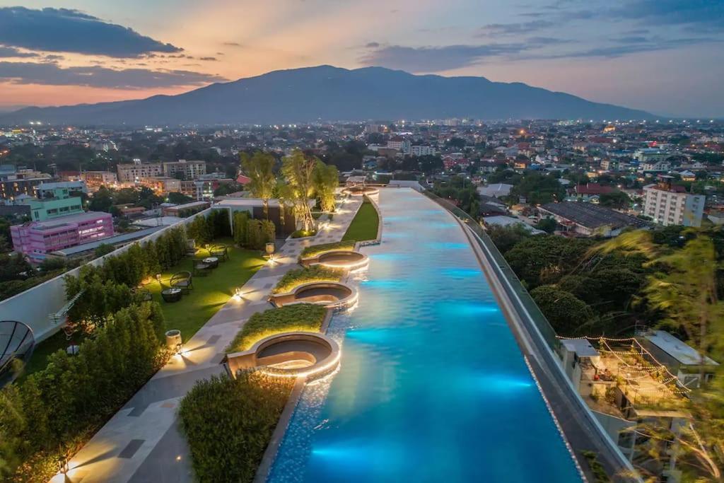 Astra Sky River无边泳池奢华温馨97㎡大三卧山景套房 Chiang Mai Dış mekan fotoğraf